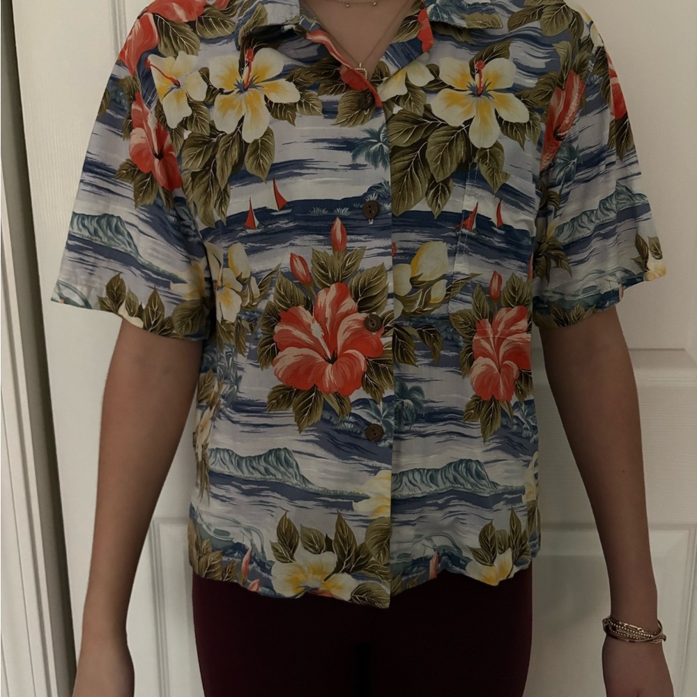 Vintage, Authentic Hawaiian Floral Button-Up Shirt